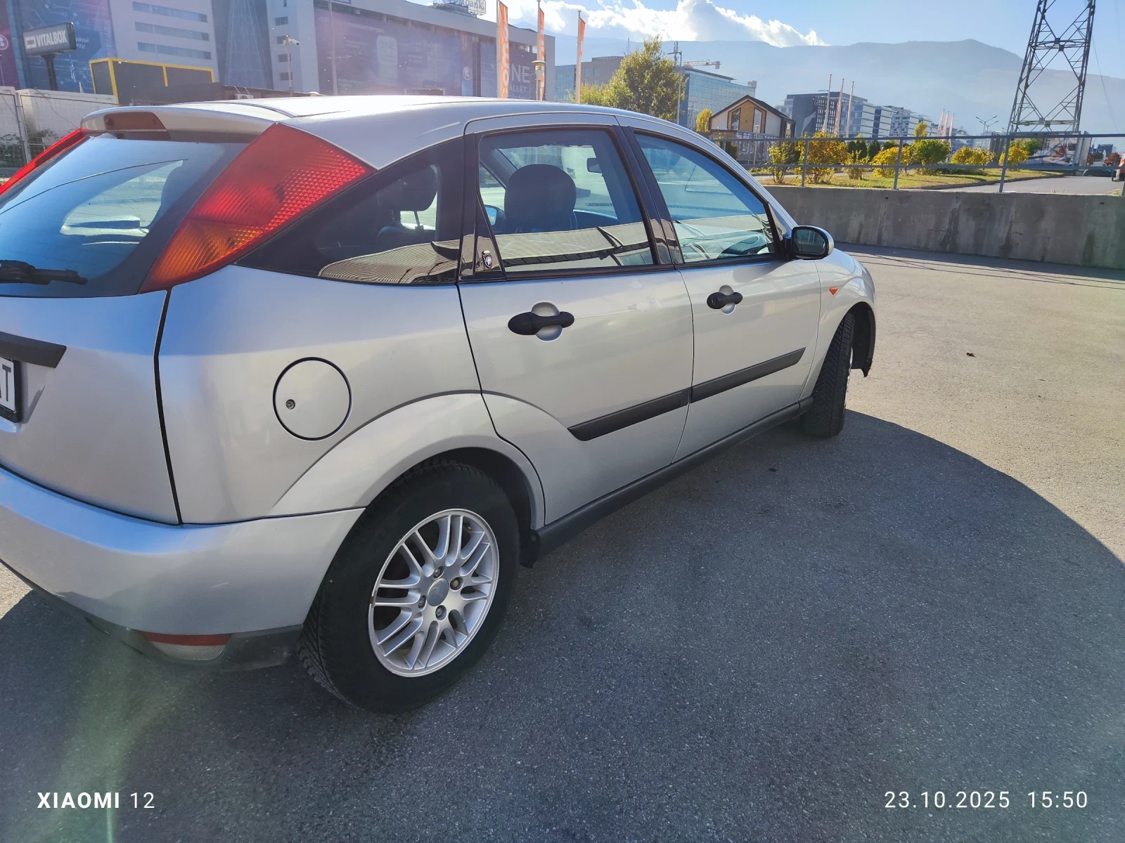 Ford Focus Ghia - изображение 3