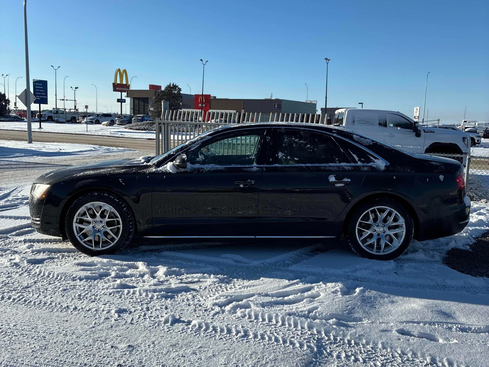 Audi A8 * * CARFAX * * АВТО КРЕДИТ * *  - изображение 3