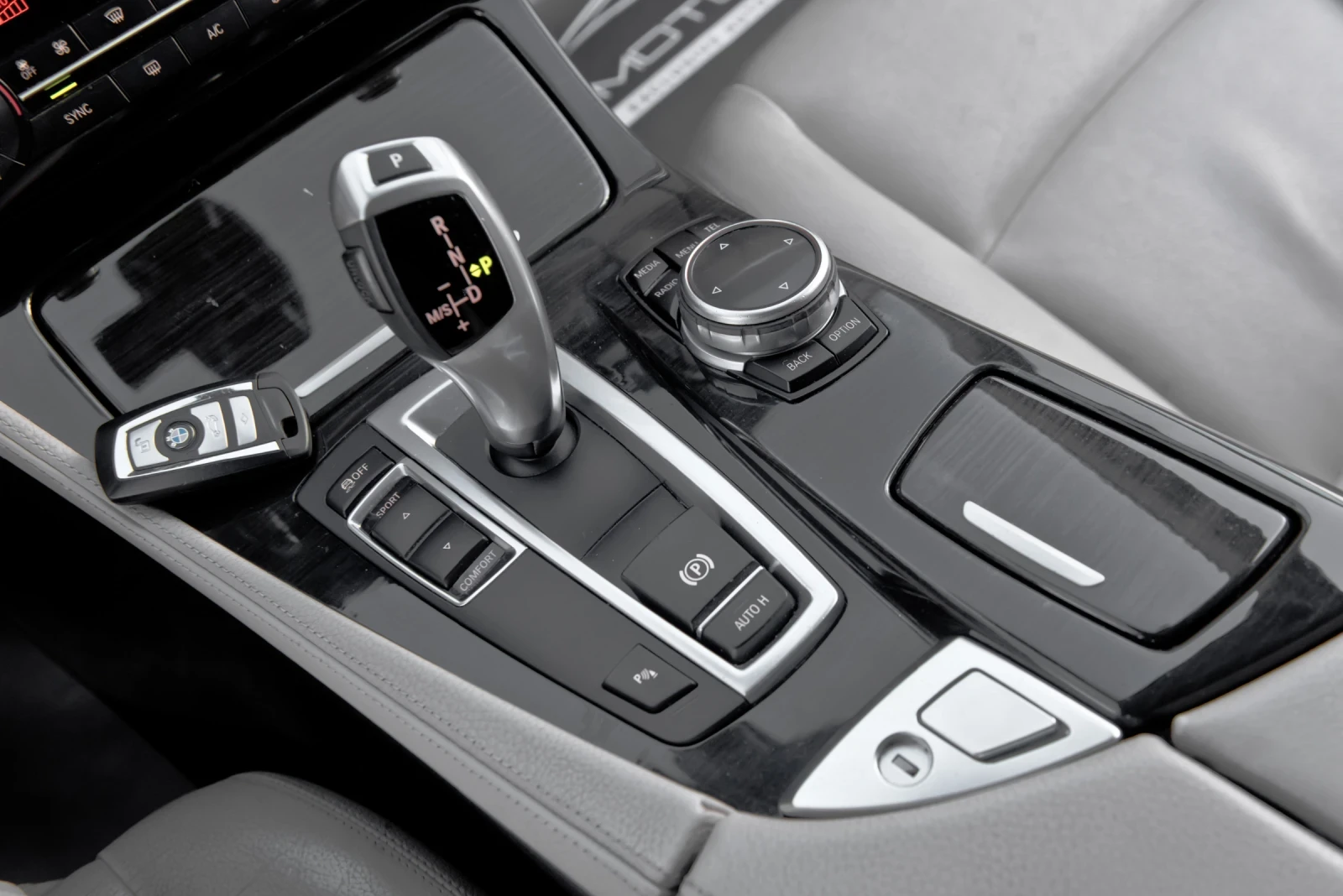 BMW 530 d/HUD/LANE-ASSIST/LUXURY-LINE | Mobile.bg � ����������� 17