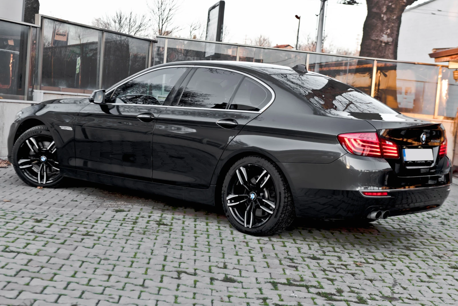 BMW 530 d/HUD/LANE-ASSIST/LUXURY-LINE | Mobile.bg � ����������� 5