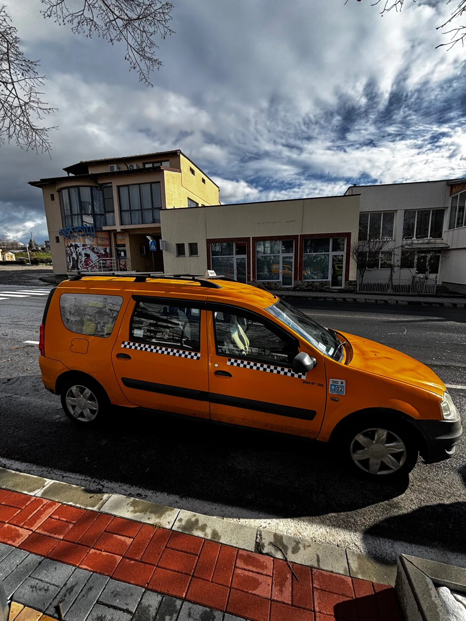 Dacia Logan  - изображение 3