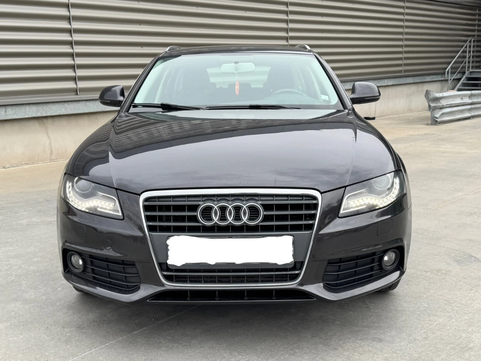 Audi A4 2.0 TDI 143  - изображение 2