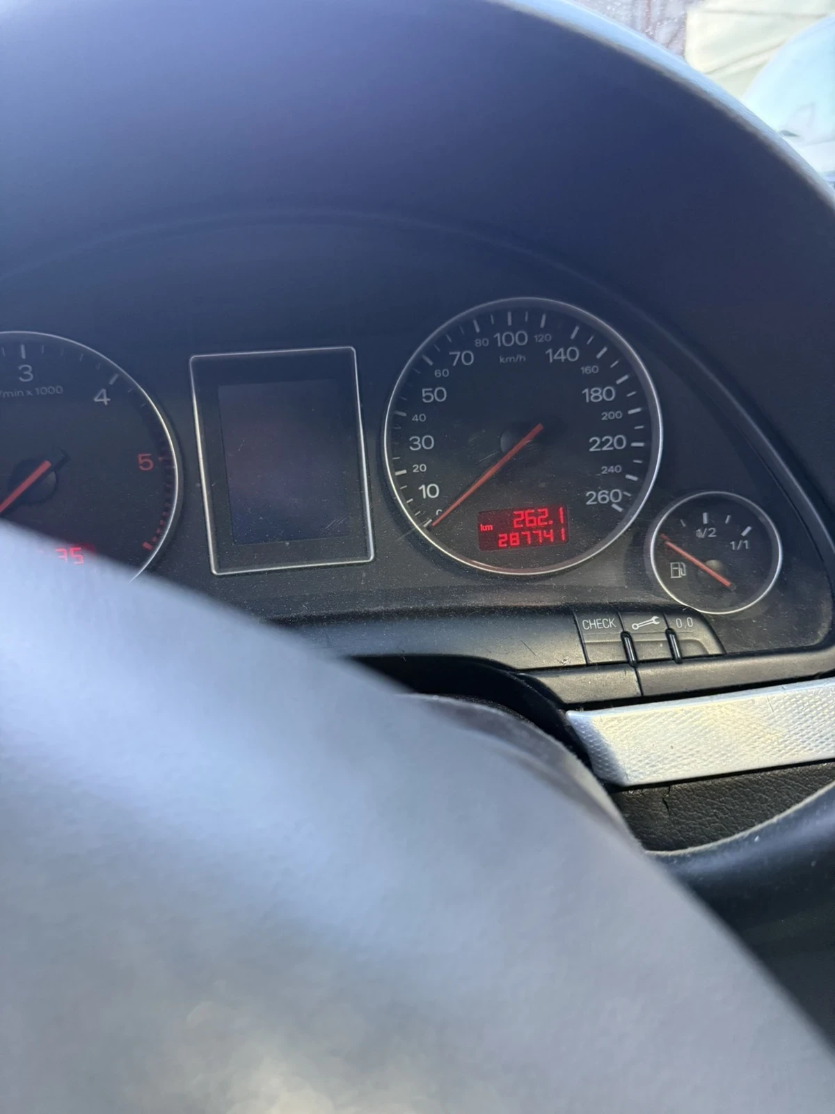 Audi A4, снимка 8 - Автомобили и джипове - 53308186