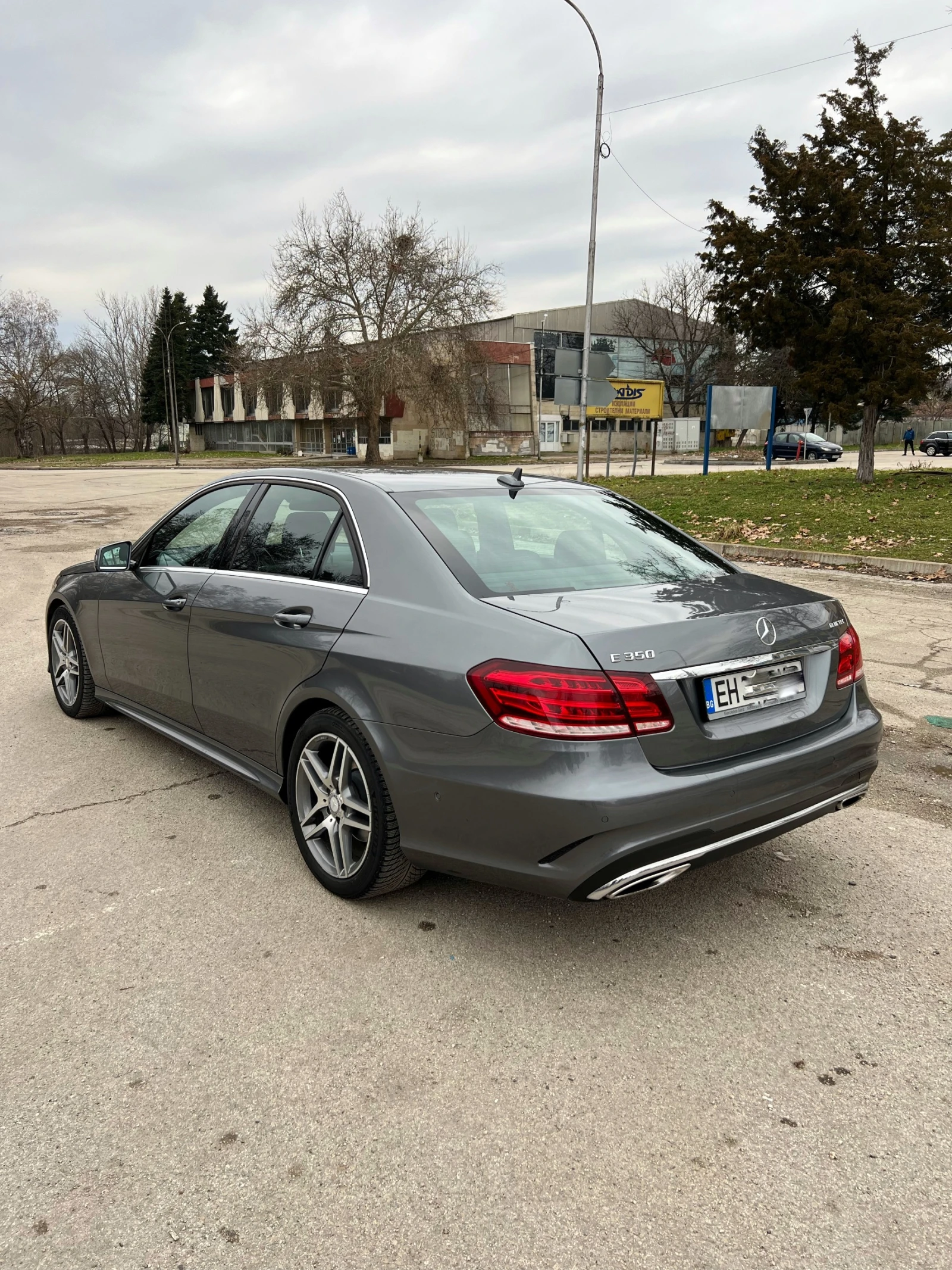 Mercedes-Benz E 350 4M BT AMG - изображение 5