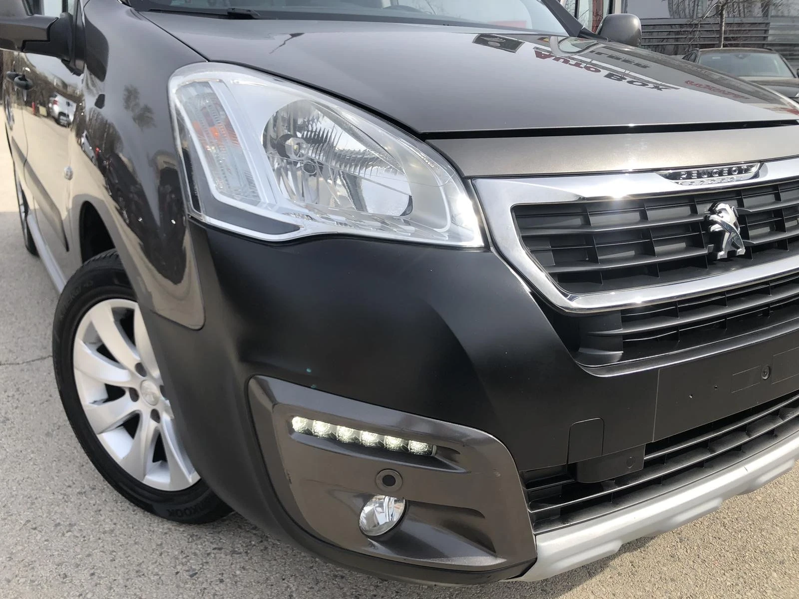 Peugeot Partner Teppe 1.6HDI ПОЛЗВА ДДС - изображение 3