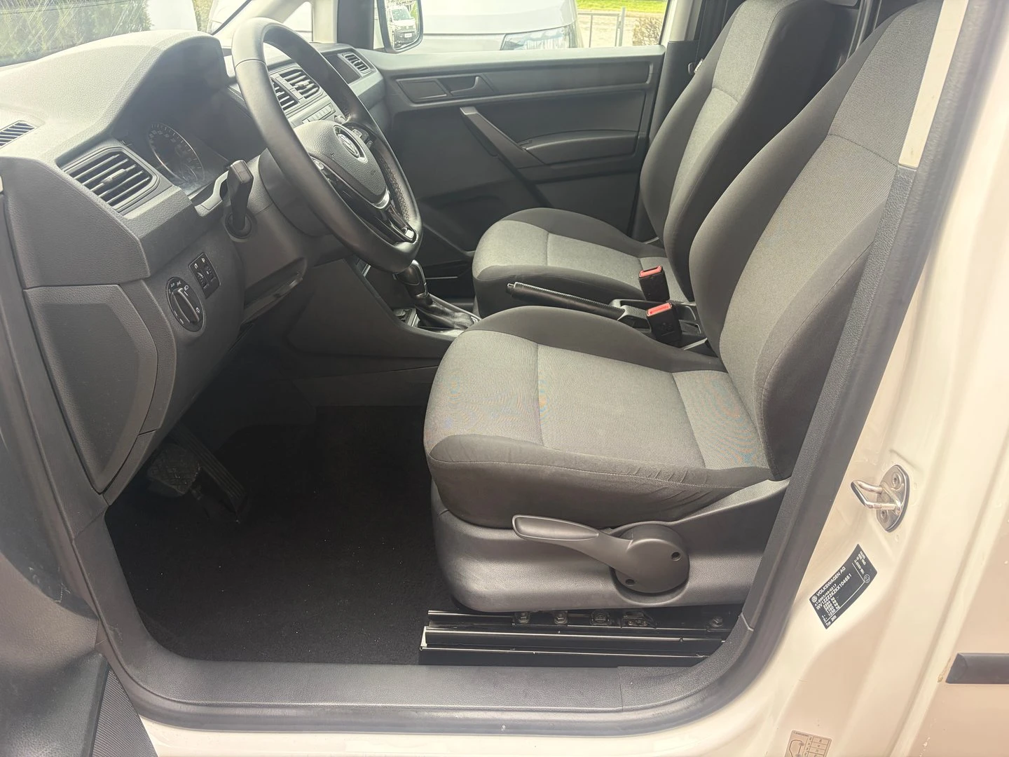VW Caddy | Mobile.bg � ����������� 4