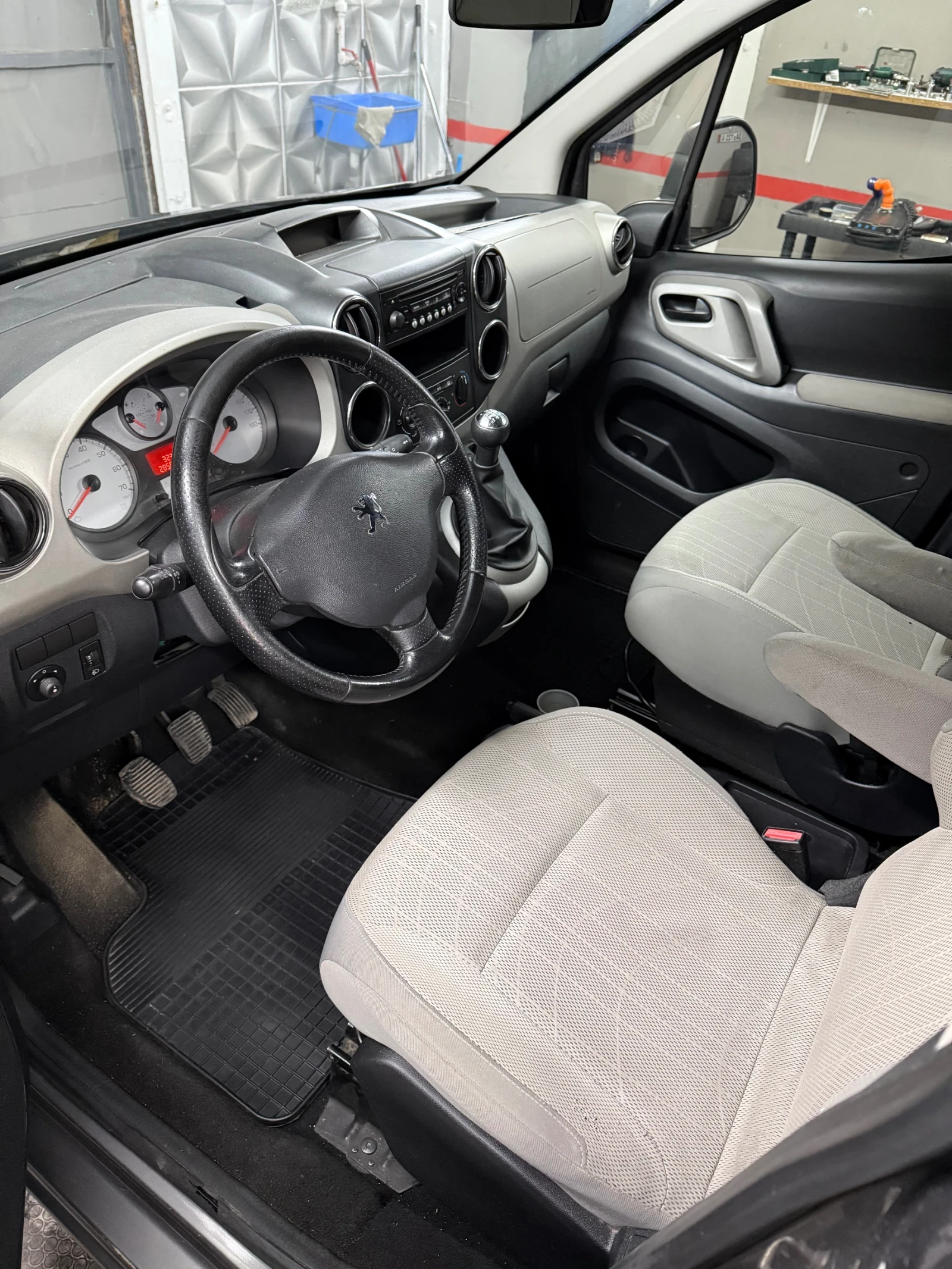 Peugeot Partner Tepe, снимка 8 - Автомобили и джипове - 54952297