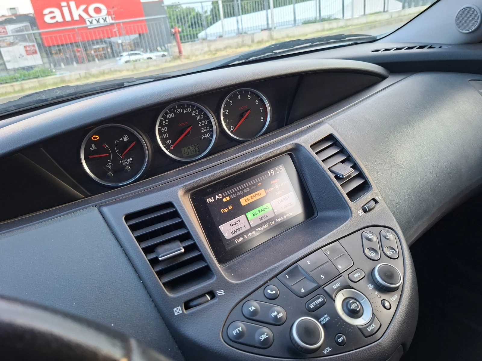 Nissan Primera 1.8, снимка 10 - Автомобили и джипове - 55149415