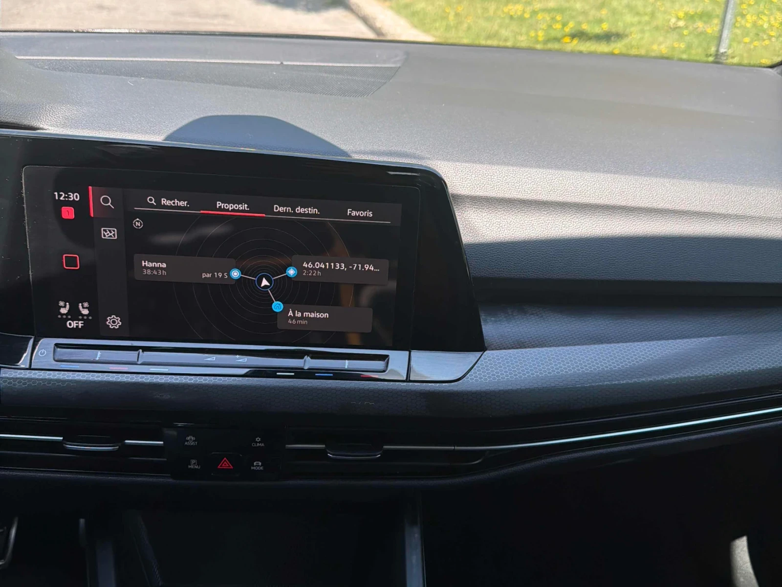 VW Golf GTI PERFORMANCE / KEYLESS / PODGREV/CARFAX, снимка 6 - Автомобили и джипове - 55397819