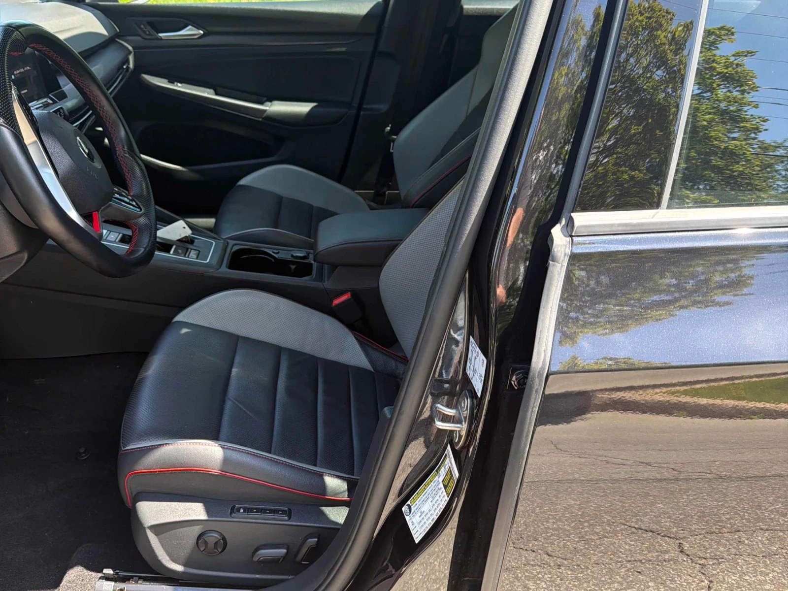 VW Golf GTI PERFORMANCE / KEYLESS / PODGREV/CARFAX, снимка 5 - Автомобили и джипове - 55397819
