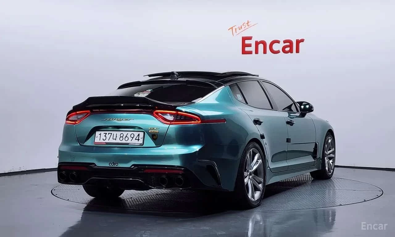 Kia Stinger 3.3 Turbo AWD | АВТОФИНАНСИРАНЕ, снимка 2 - Автомобили и джипове - 55599531