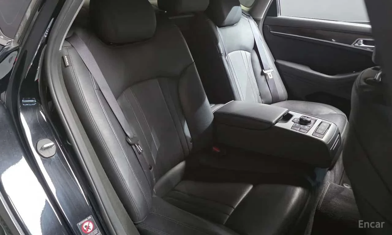 Genesis G80 * 3.3 GDI * ���� �� �� | Mobile.bg � ����������� 14