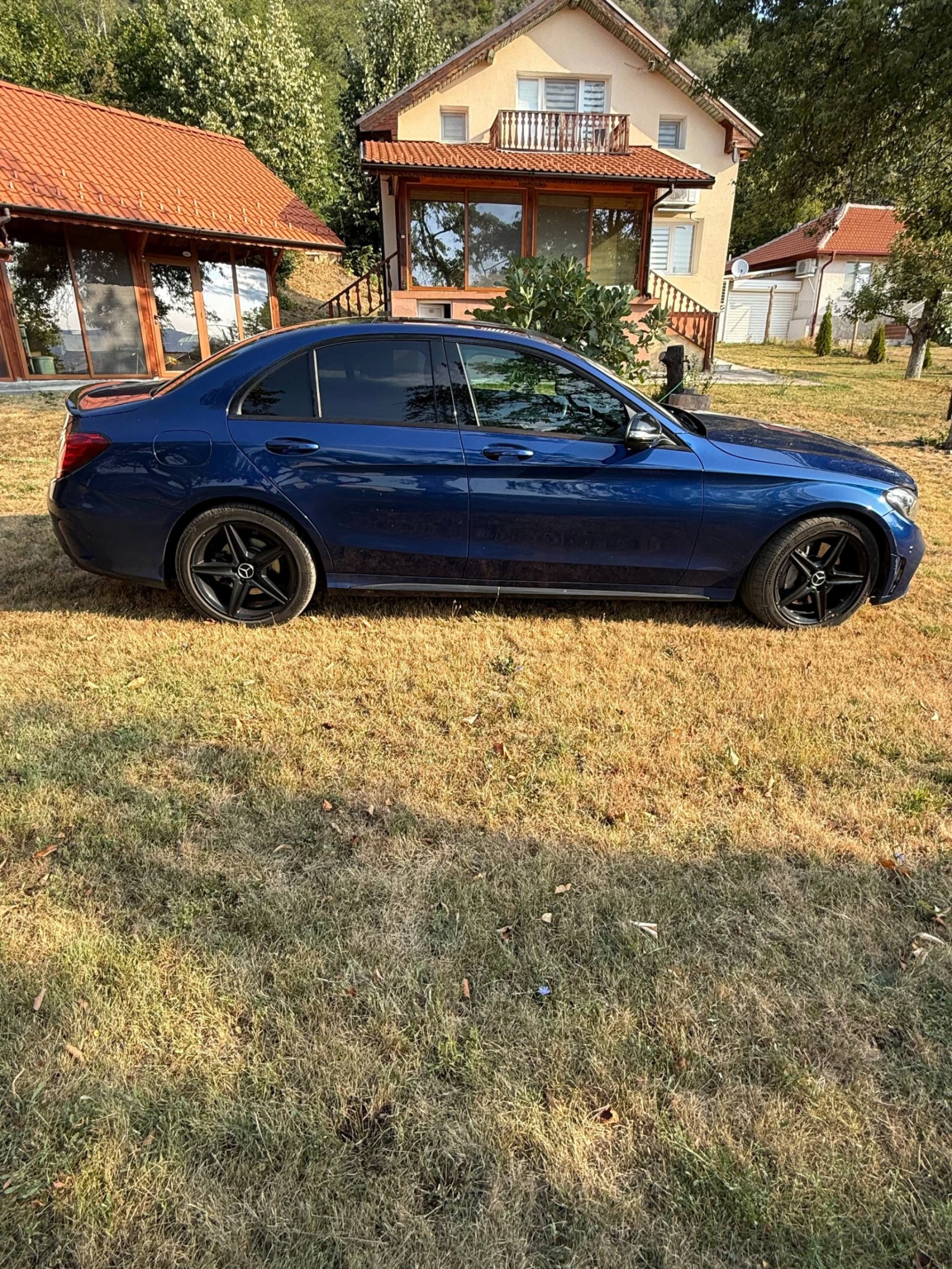Mercedes-Benz C 250 d 4MATIC AMG Line | PANORAMA | 360  | 9G | 159 000, снимка 14 - Автомобили и джипове - 55985015