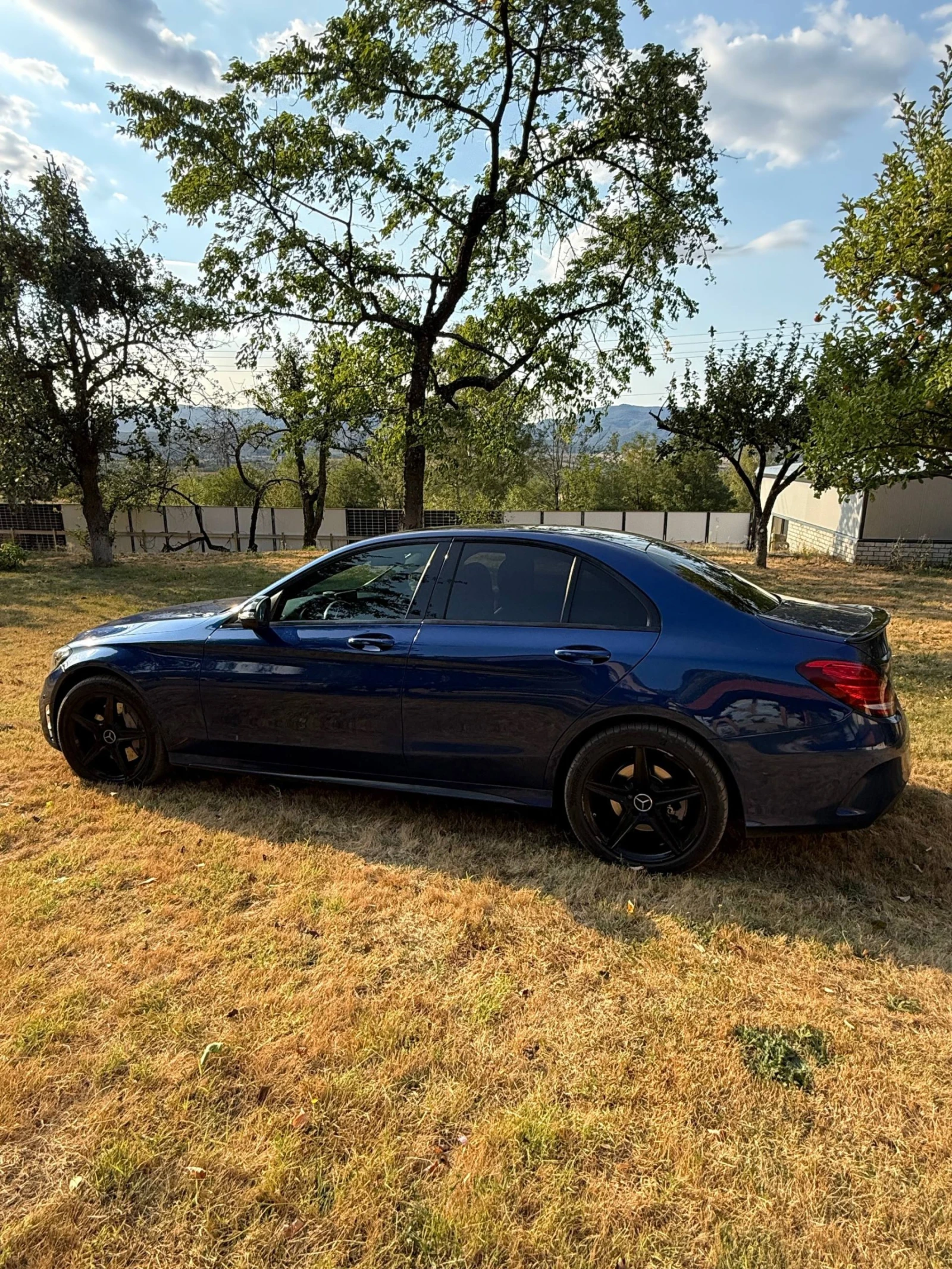 Mercedes-Benz C 250 d 4MATIC AMG Line | PANORAMA | 360  | 9G | 159 000, снимка 15 - Автомобили и джипове - 55985015