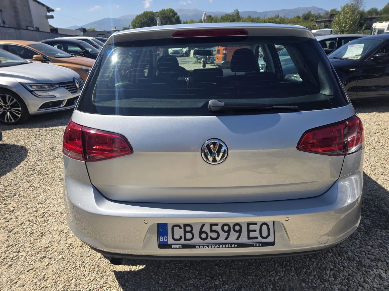 VW Golf 1.2 TSI BLUEMOTION, снимка 6 - Автомобили и джипове - 55987183