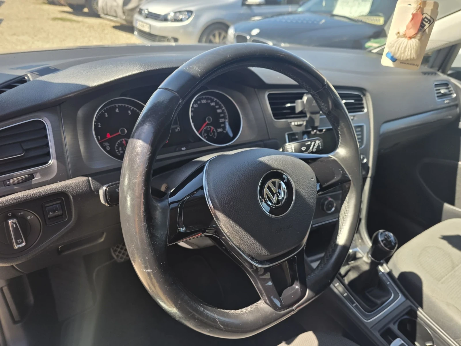VW Golf 1.2 TSI BLUEMOTION, снимка 8 - Автомобили и джипове - 55987183