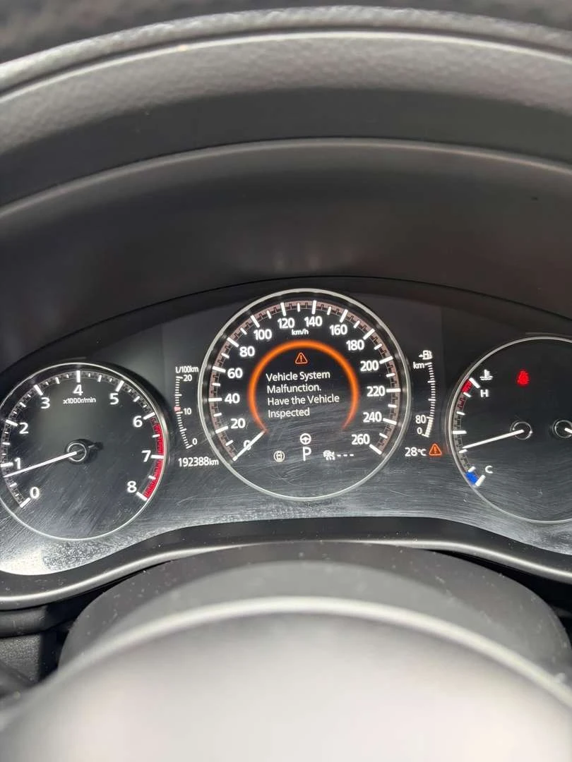 Mazda 3, снимка 10 - Автомобили и джипове - 56020152