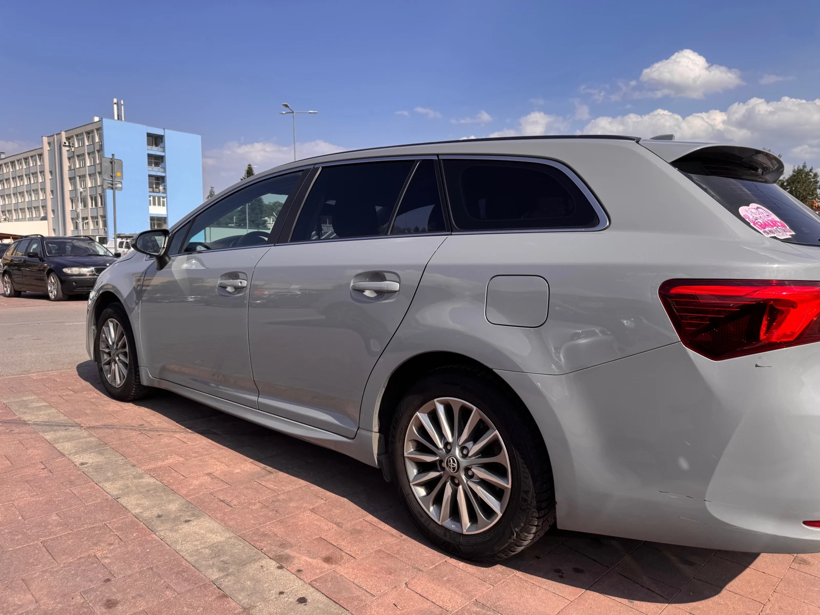Toyota Avensis, снимка 5 - Автомобили и джипове - 56021415