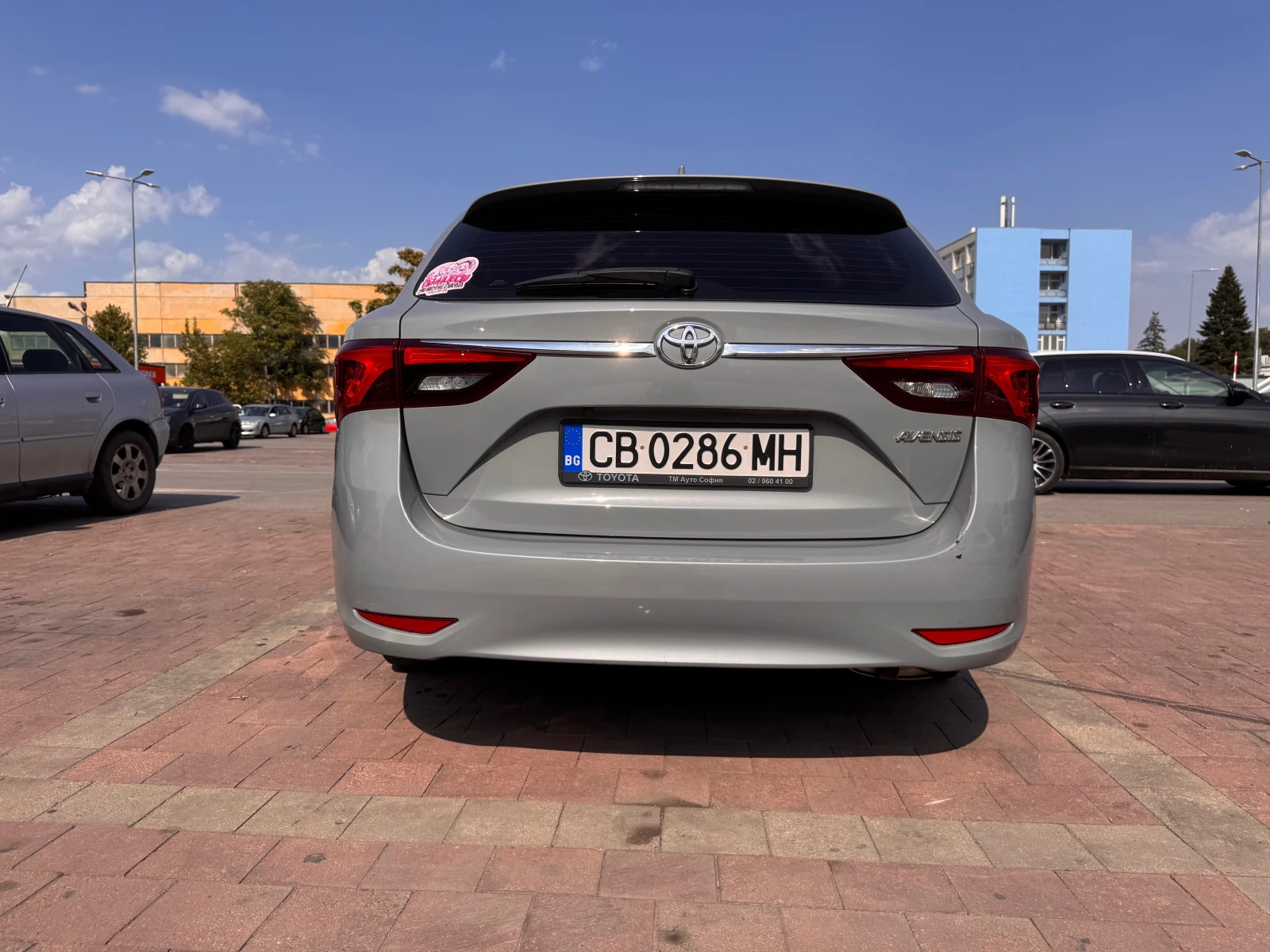 Toyota Avensis, снимка 15 - Автомобили и джипове - 56021415
