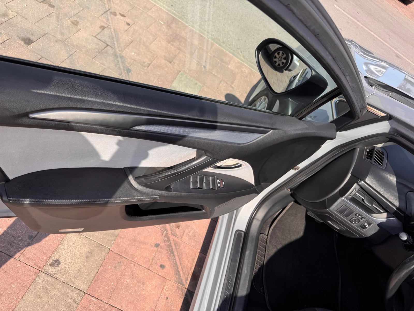 Toyota Avensis, снимка 9 - Автомобили и джипове - 56021415