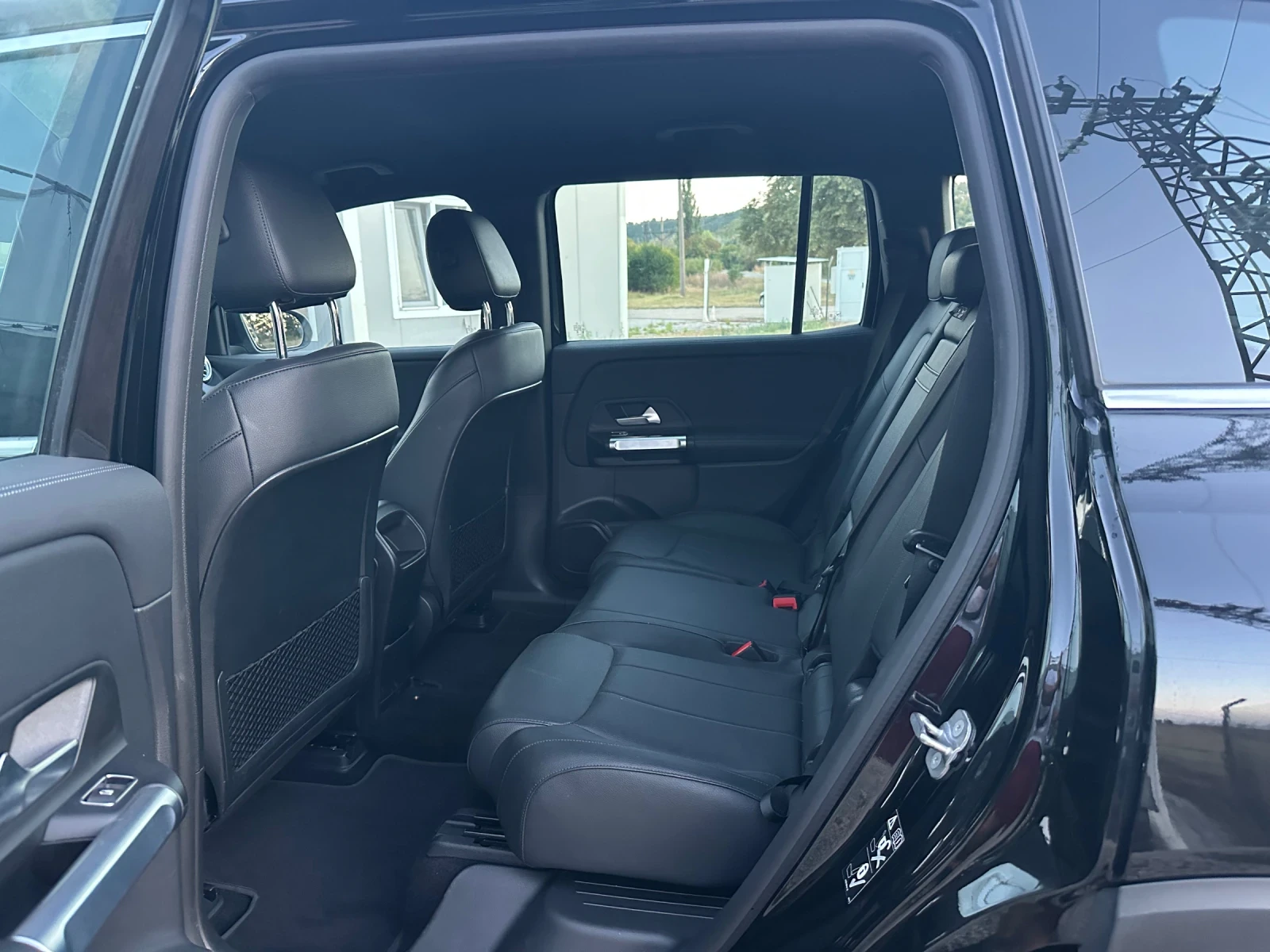 Mercedes-Benz EQB, снимка 14 - Автомобили и джипове - 56073652