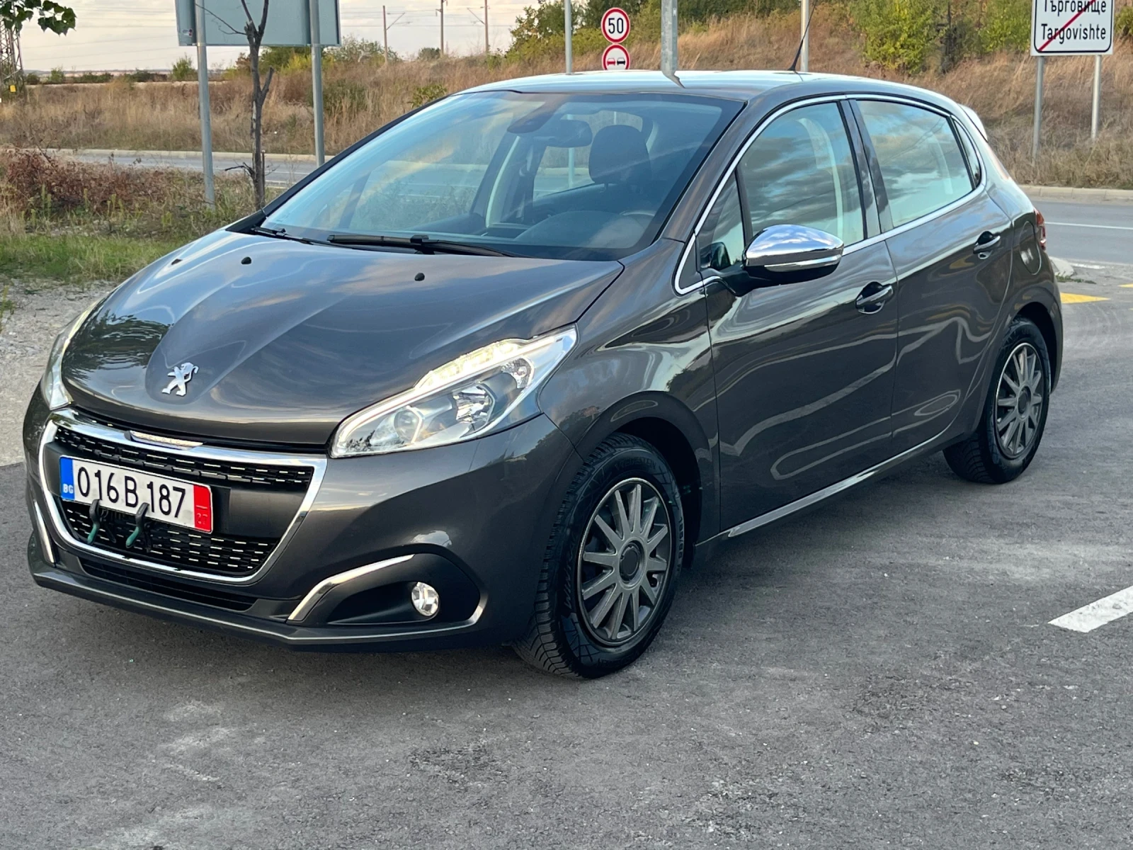 Peugeot 208 1, 2 T