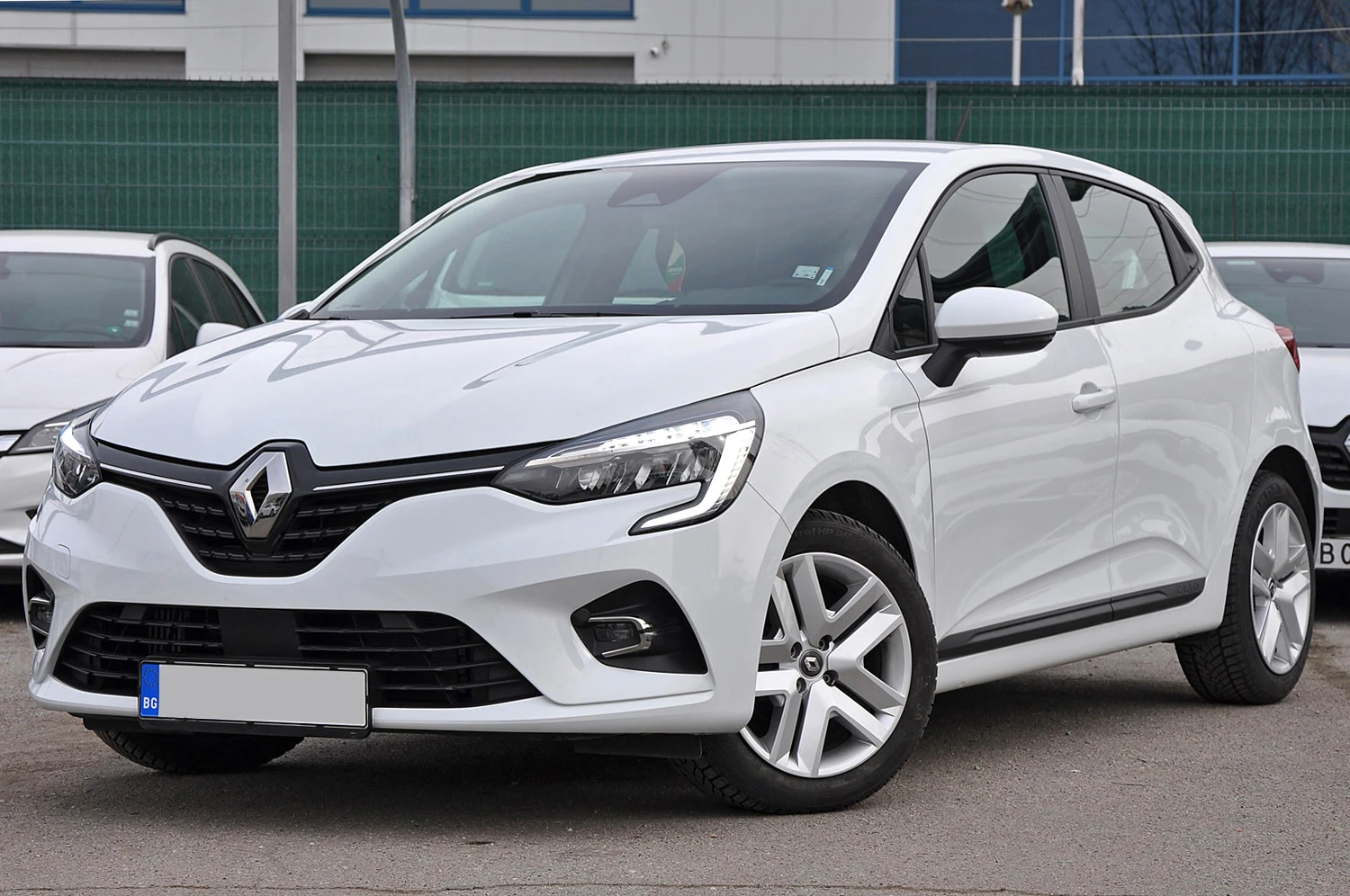 Renault Clio 1.0 TCE ZEN Гаранционен!