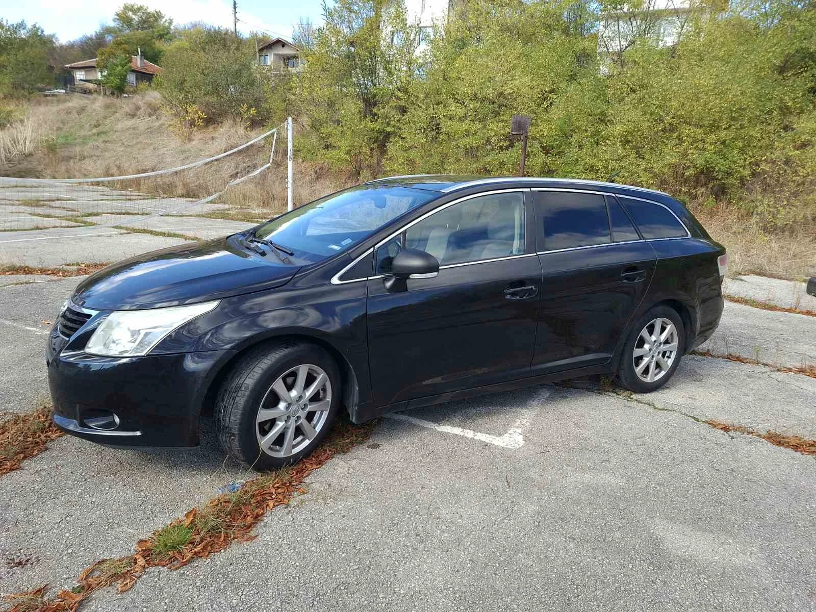 Toyota Avensis, снимка 8 - Автомобили и джипове - 56635654