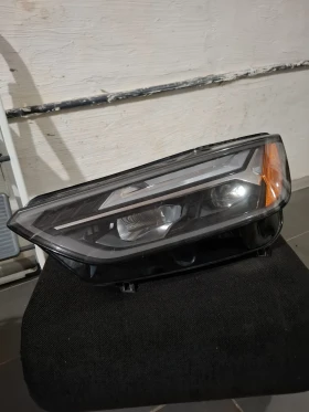 Audi Q5 Ляв фар за Q5 2021г. - 600 € / 1173.50 лв. - 85577329 2