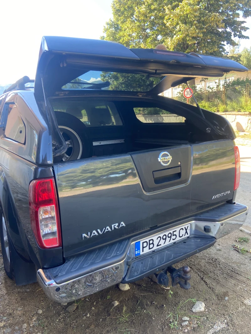 Nissan Navara, снимка 9 - Автомобили и джипове - 47350959