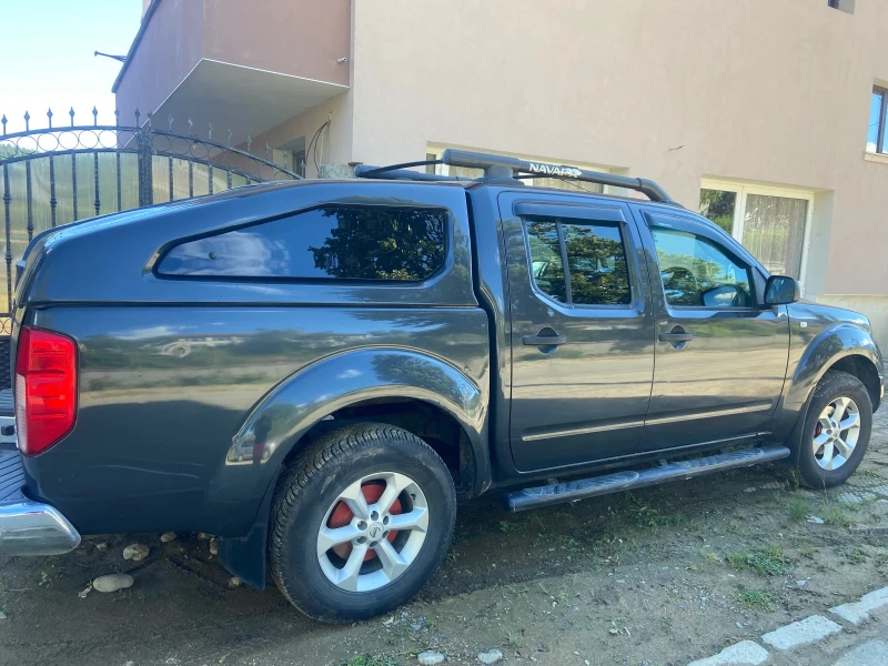 Nissan Navara, снимка 11 - Автомобили и джипове - 47350959