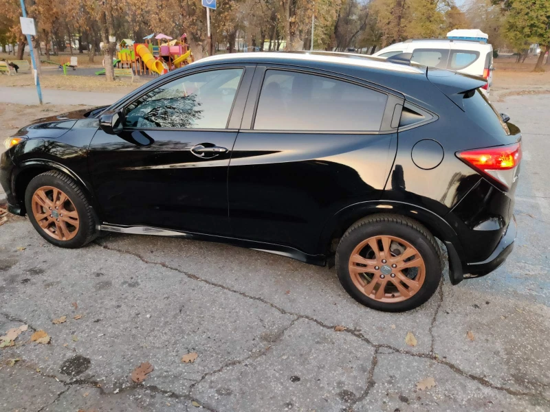 Honda Hr-v 1.8, снимка 4 - Автомобили и джипове - 48920808