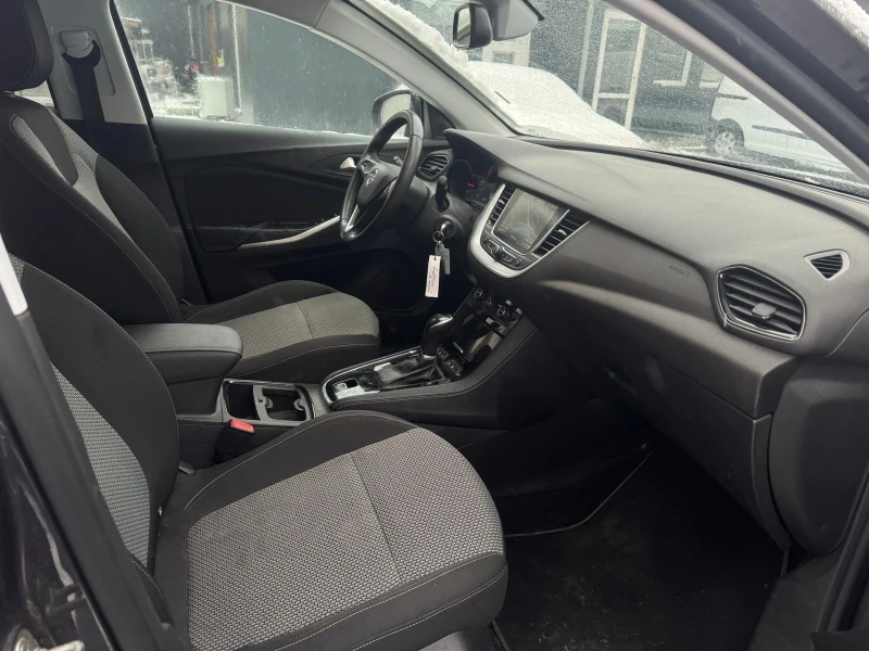 Opel Grandland X Автомат, снимка 3 - Автомобили и джипове - 49377720