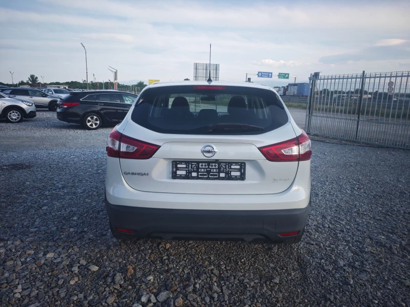 Nissan Qashqai 1200it автоматик, снимка 5 - Автомобили и джипове - 50303944