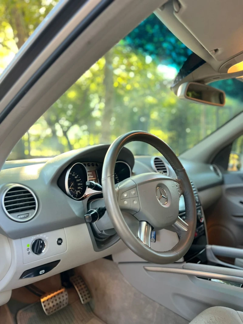 Mercedes-Benz ML 320 AMG PACKED FULL , снимка 9 - Автомобили и джипове - 51540498
