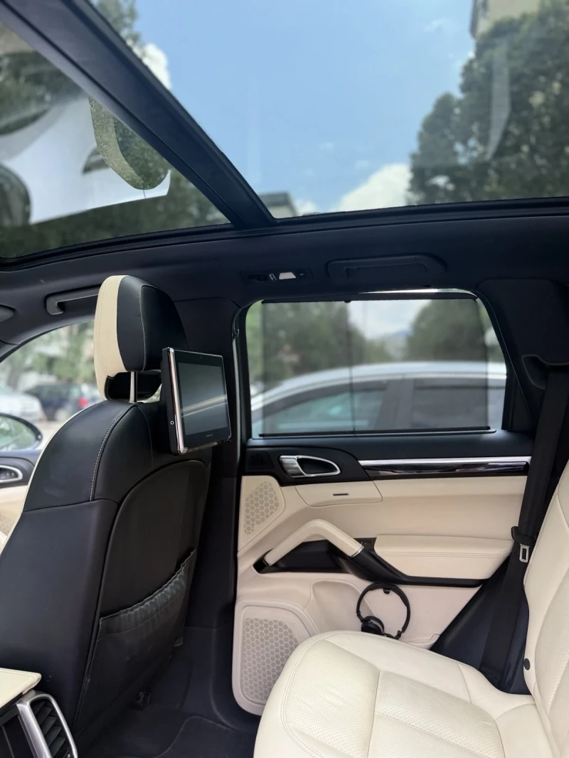 Porsche Cayenne, снимка 8 - Автомобили и джипове - 52498659
