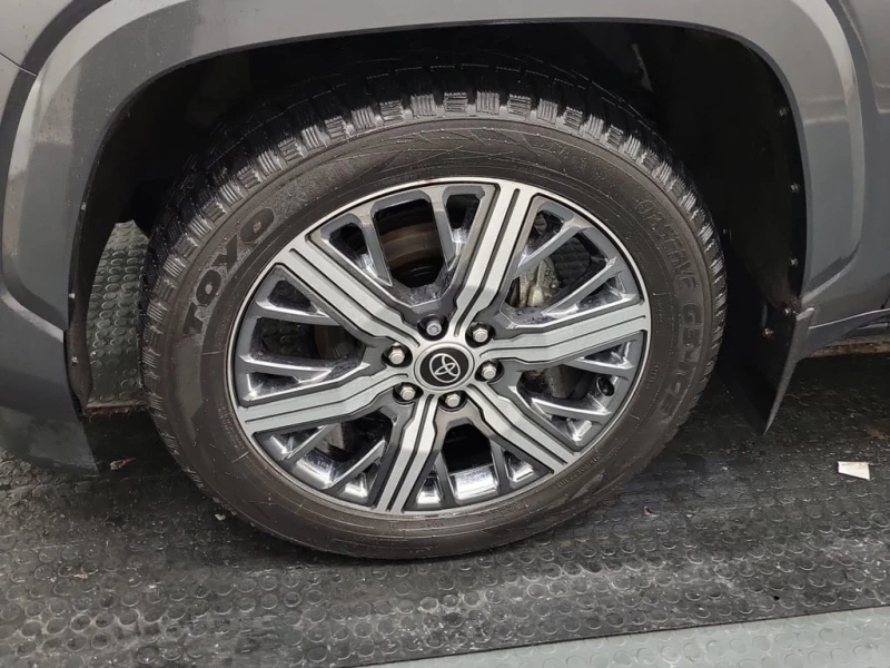 Toyota Sequoia * PLATINUM * CARFAX * БЕЗ ПЪРВОНАЧАЛНА ВНОСКА, снимка 17 - Автомобили и джипове - 53087836