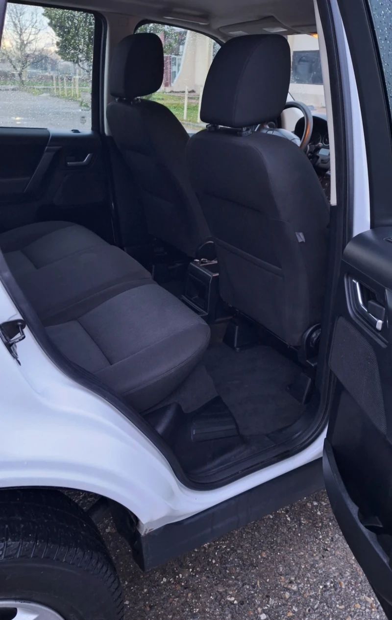 Land Rover Freelander, снимка 15 - Автомобили и джипове - 53122421