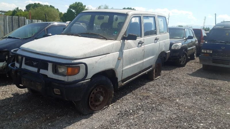 Uaz Patriot 2.7i/на части , снимка 2 - Автомобили и джипове - 36783570