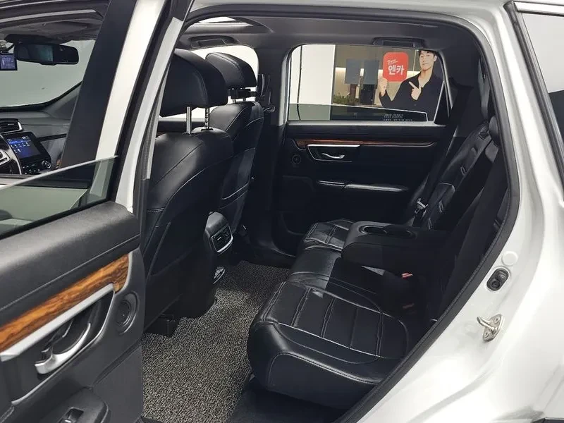 Honda Cr-v Generation 1.5 Ex-L 2Wd, снимка 11 - Автомобили и джипове - 56211379