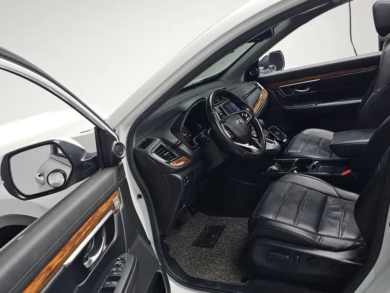 Honda Cr-v Generation 1.5 Ex-L 2Wd, снимка 9 - Автомобили и джипове - 56211379