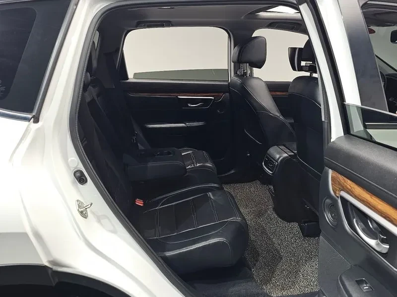 Honda Cr-v Generation 1.5 Ex-L 2Wd, снимка 10 - Автомобили и джипове - 56211379