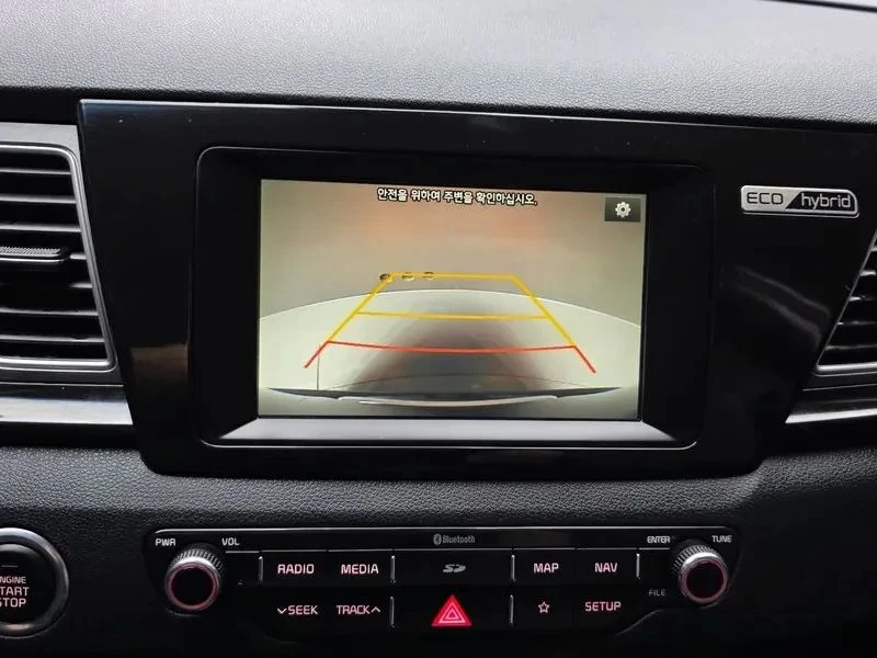 Kia Niro, снимка 15 - Автомобили и джипове - 56690356
