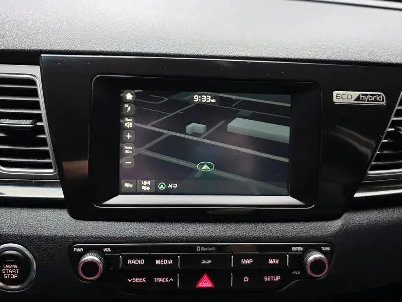Kia Niro, снимка 14 - Автомобили и джипове - 56690356