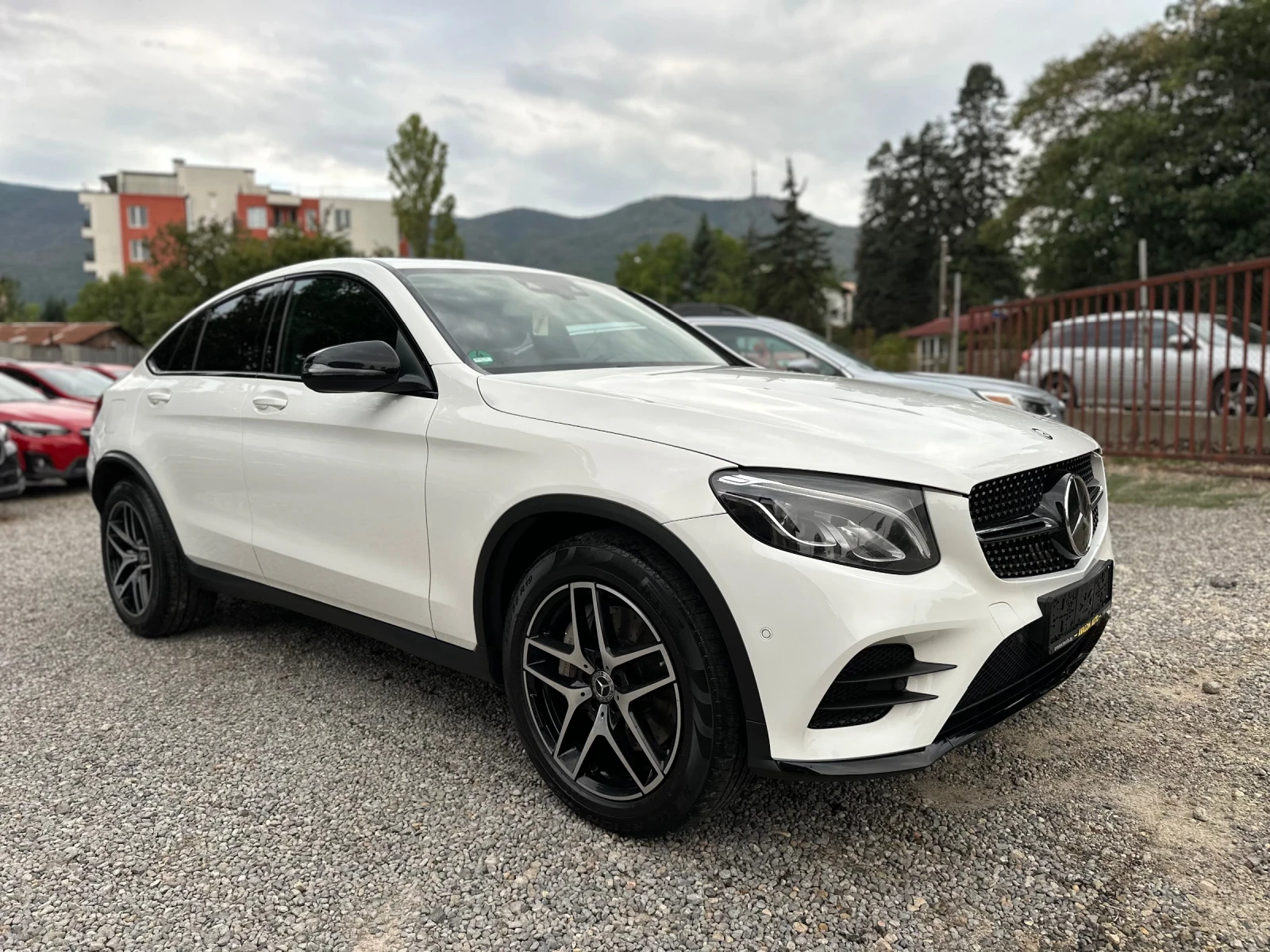 Mercedes-Benz GLC 250 AMG/4MATIC 9G-Tronic - изображение 3