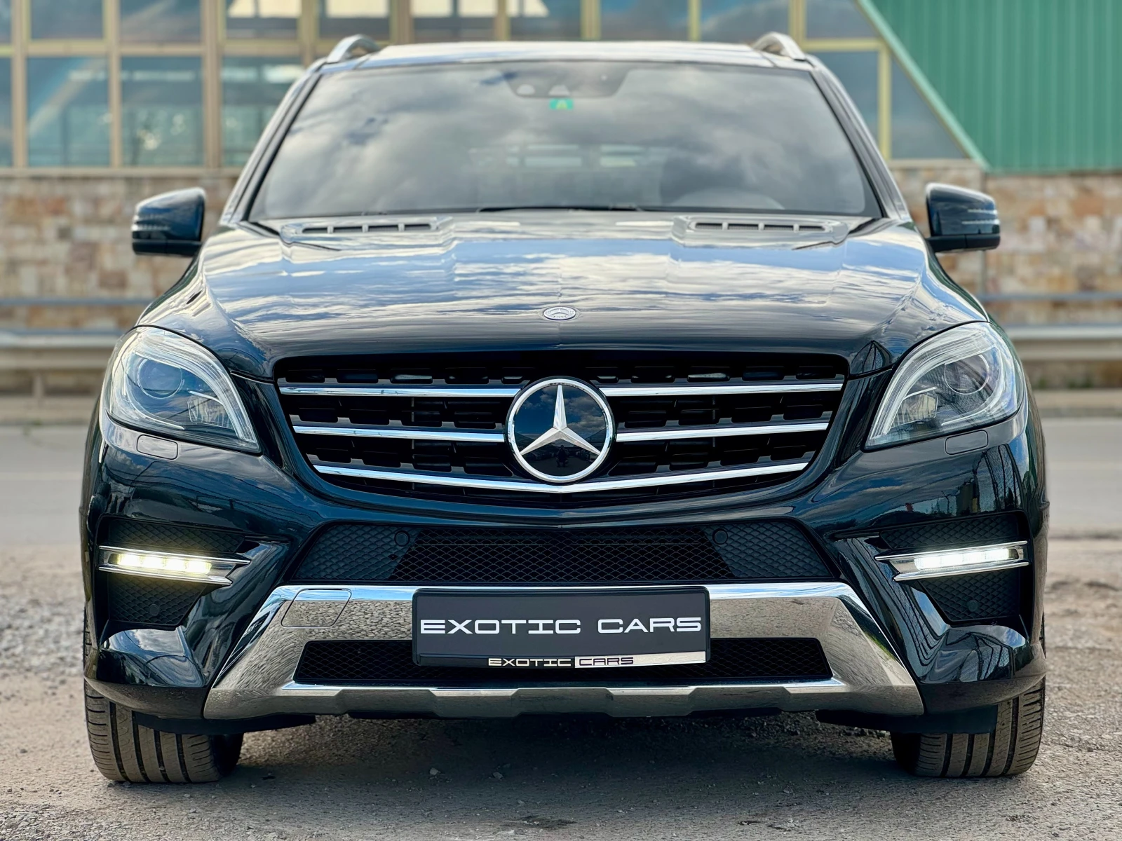 Mercedes-Benz ML 350 BlueTec AMG Line ! Offroad Pack ! 4maic ! SWISS ! - изображение 2