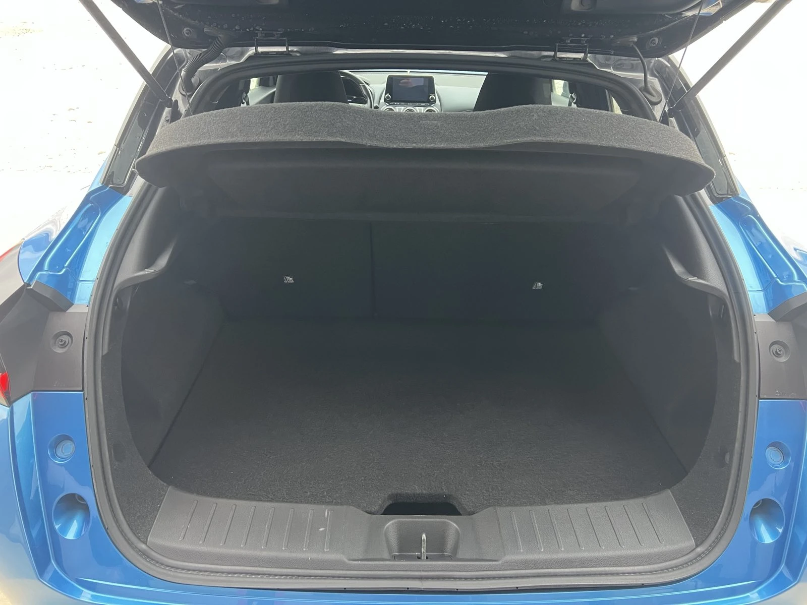Nissan Juke 1.0 DIG-T - изображение 10