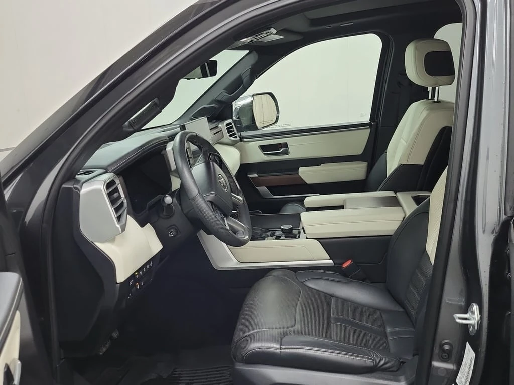 Toyota Sequoia * PLATINUM * CARFAX * ��� ������������ ������ | Mobile.bg � ����������� 5