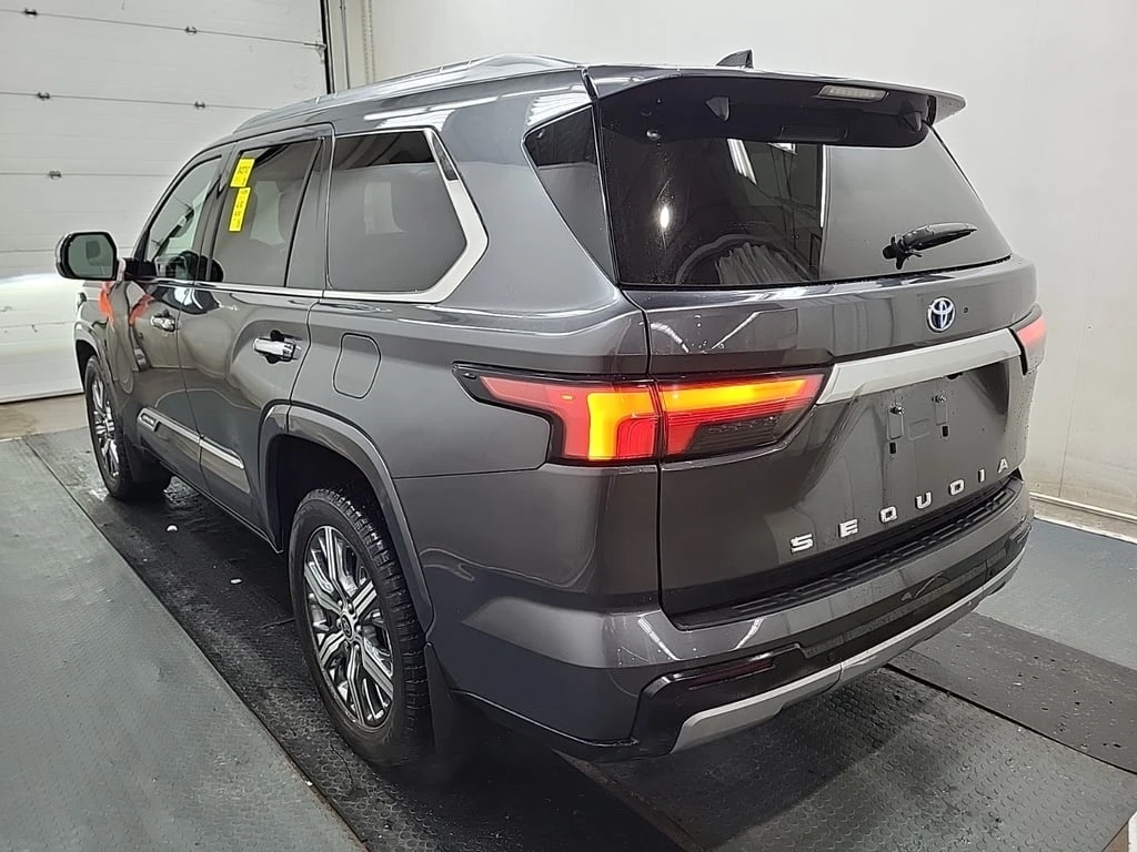 Toyota Sequoia * PLATINUM * CARFAX * ��� ������������ ������ | Mobile.bg � ����������� 4