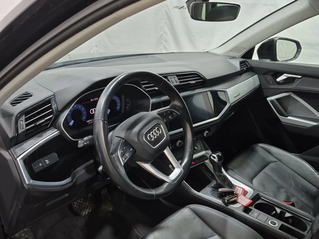 Audi Q3 * Komfort 45 TFSI quattro * CARFAX * ���� �� �� | Mobile.bg � ����������� 7